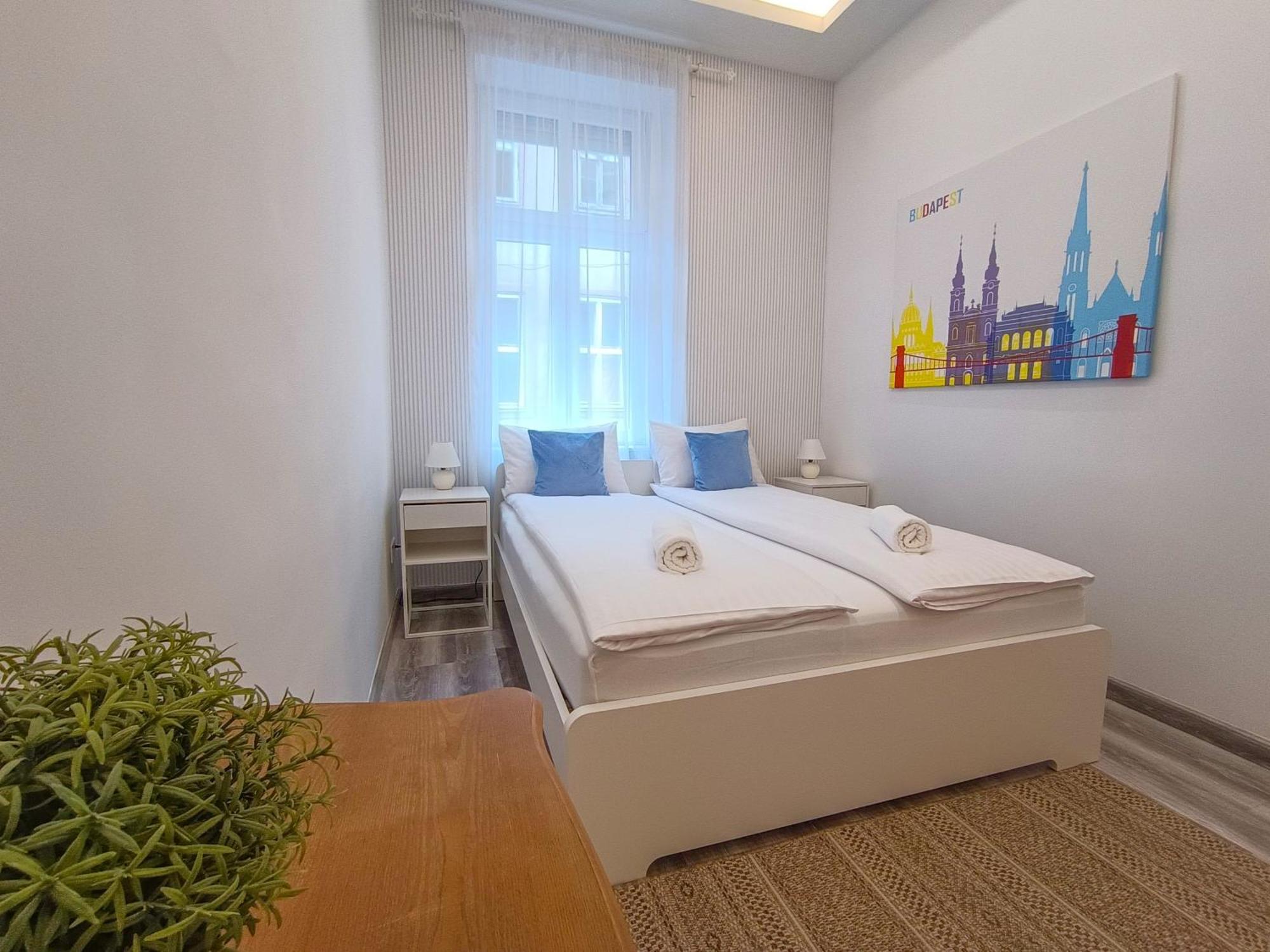K03 Elitehost Kis Diofa Central Budapest Eksteriør billede
